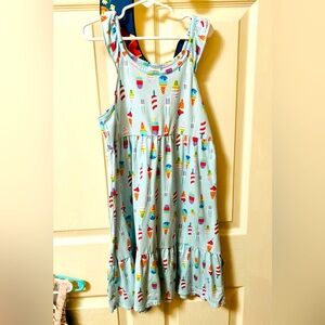 Bundle of 2 Dresses 
Sun dresses
Size 7/8